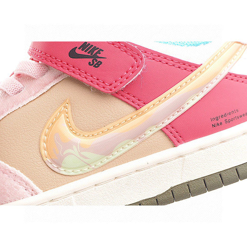 NIKE SB Dunk Low con hebilla simple