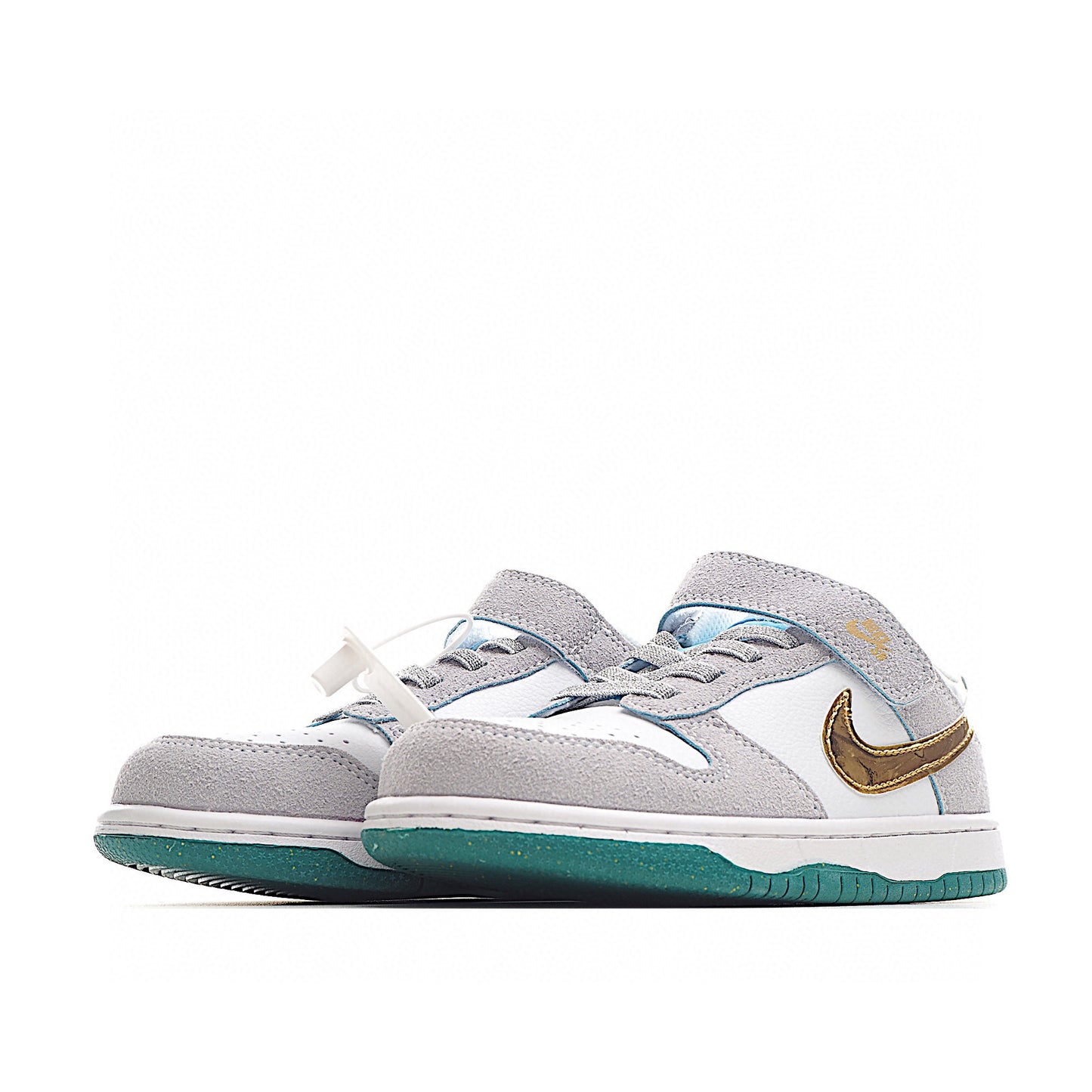 NIKE SB Dunk Low con hebilla simple