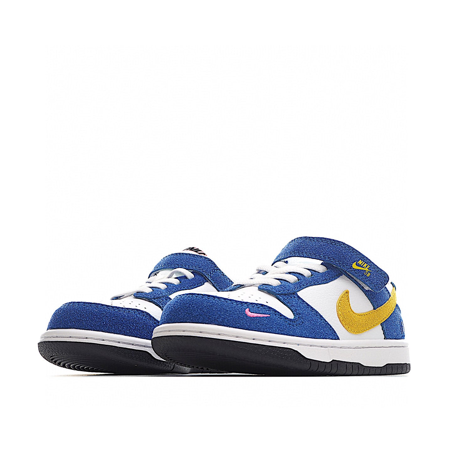 NIKE SB Dunk Low Single Buckle