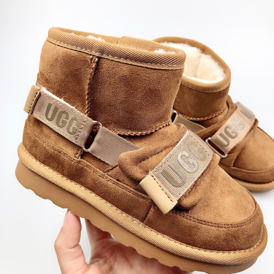 UGG
