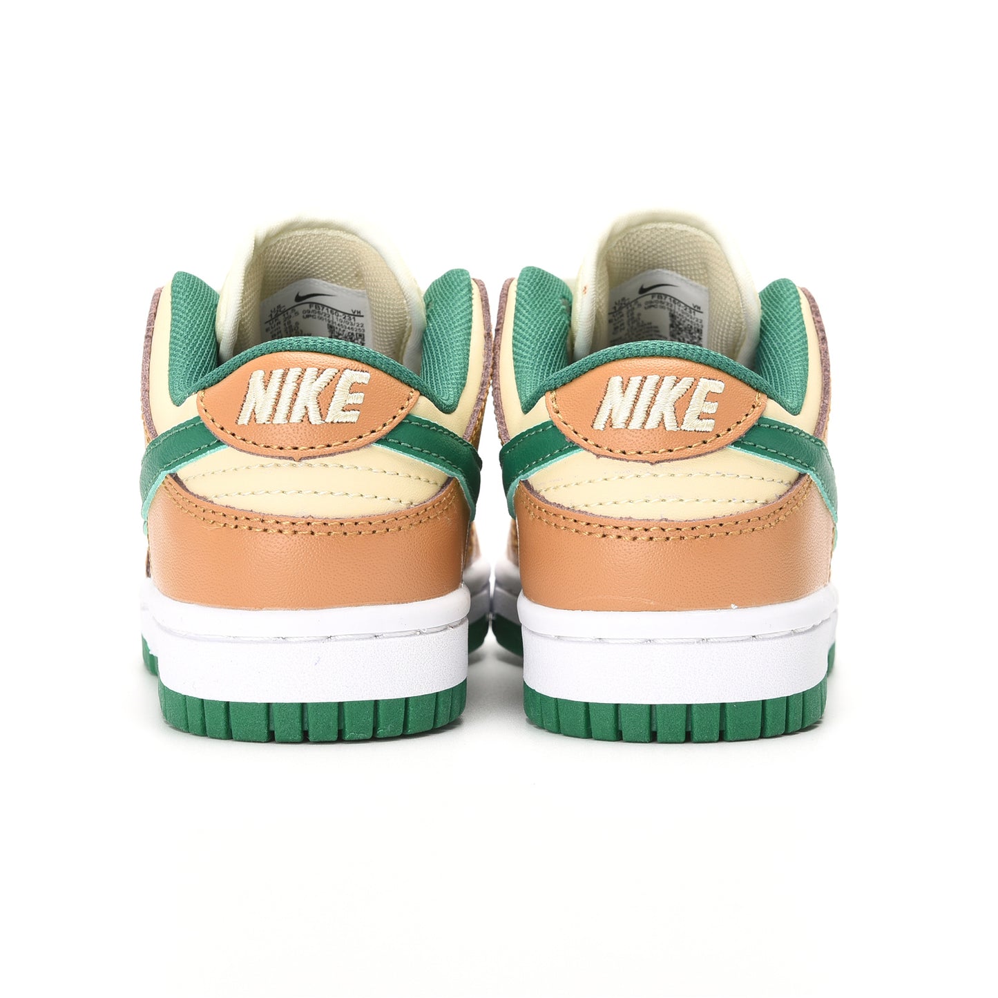 NIKE SB Dunk Low Pro