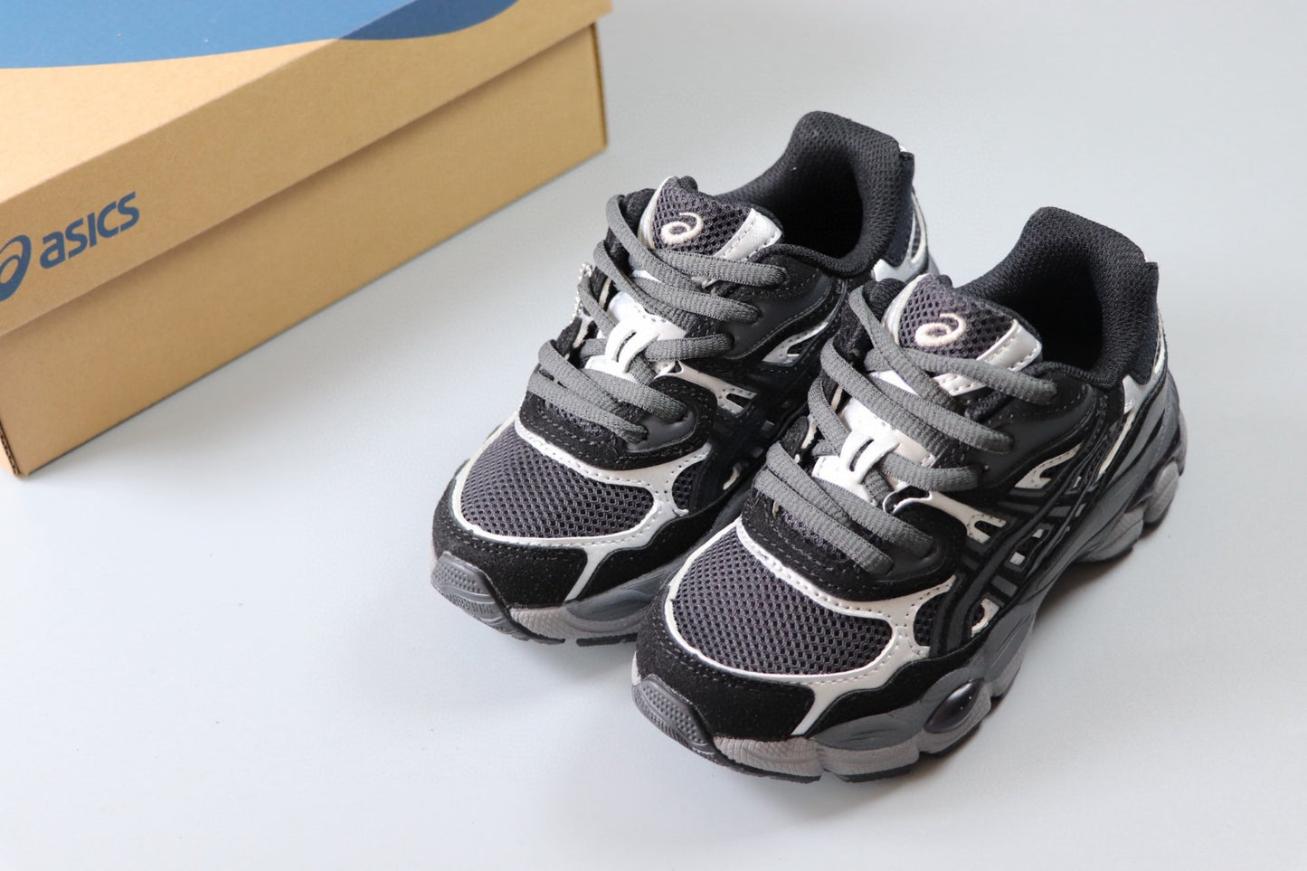 Asics Gel NYC