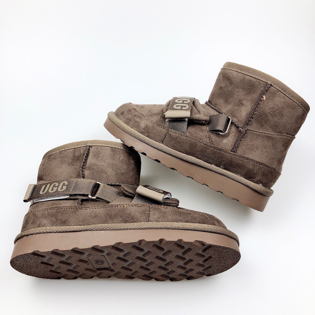 UGG