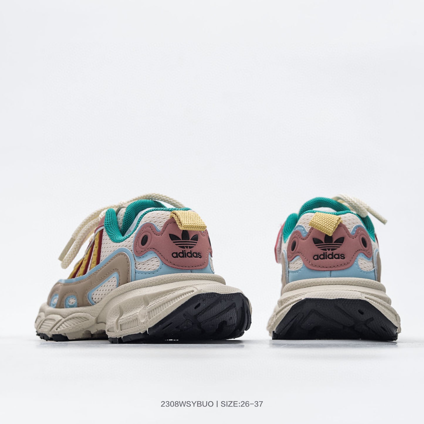 ADIDAS OZWEEGO