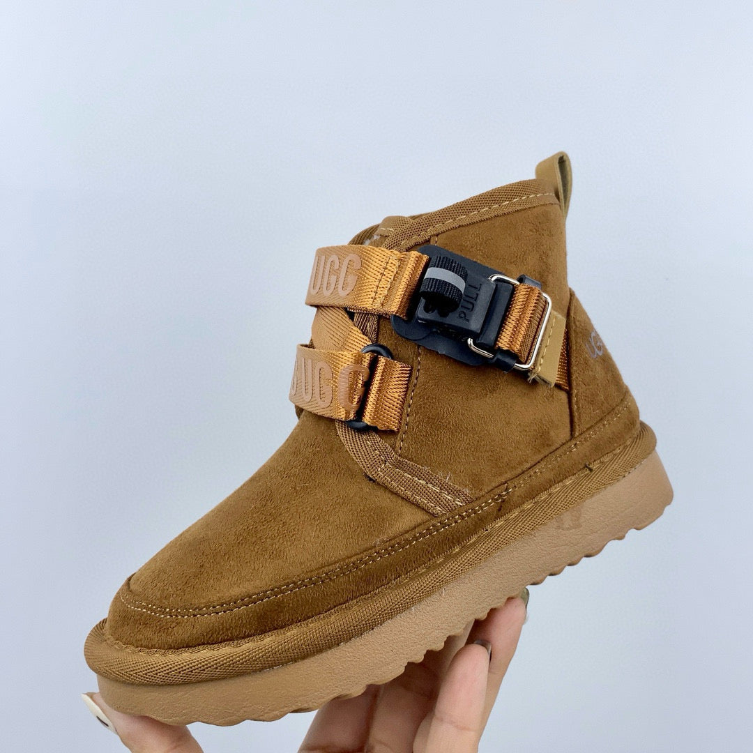 UGG