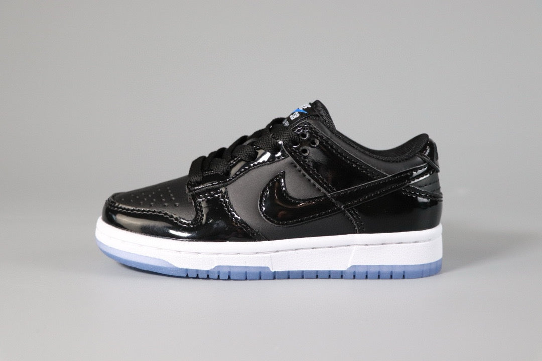 NIKE SB Dunk Low Top