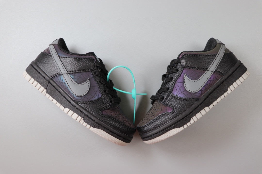 NIKE SB Dunk Low Pro