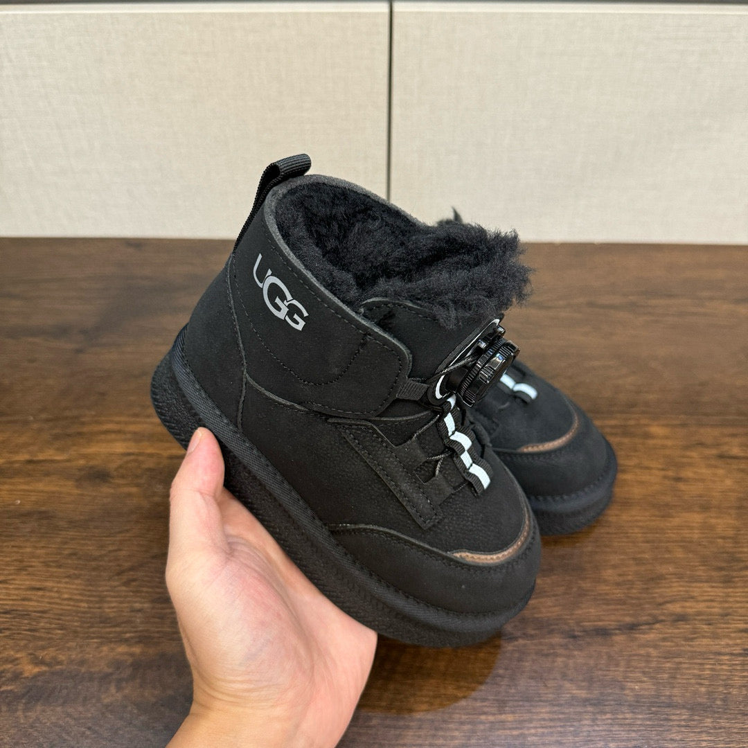UGG