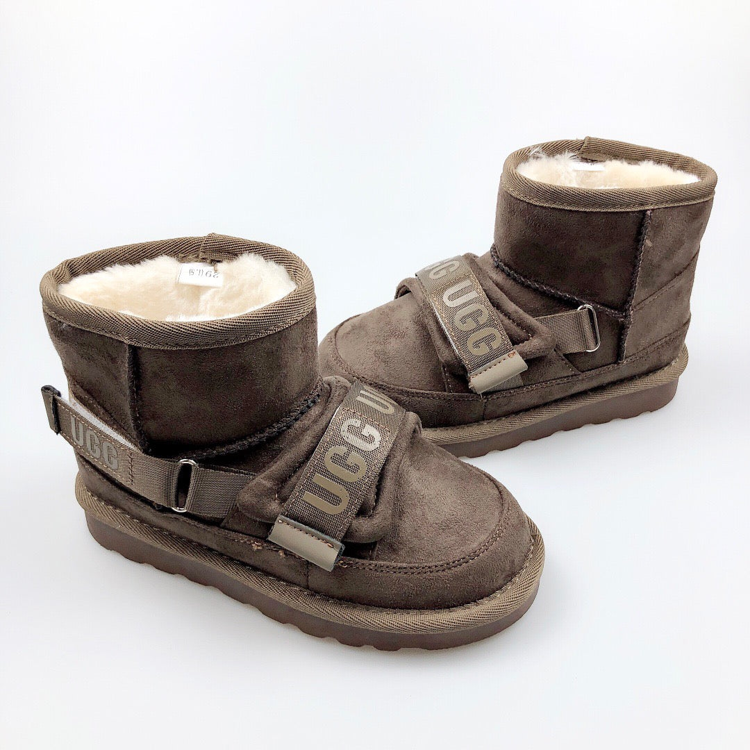 UGG