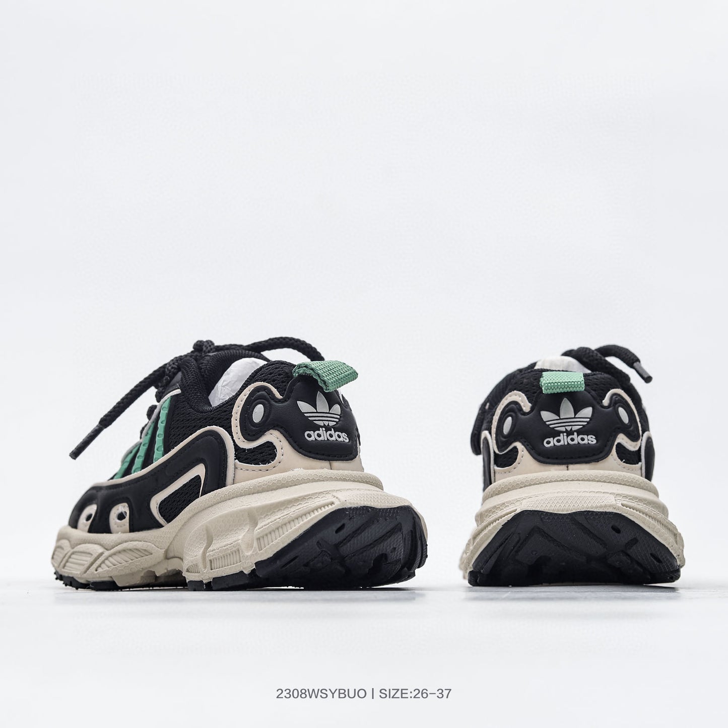 ADIDAS OZWEEGO