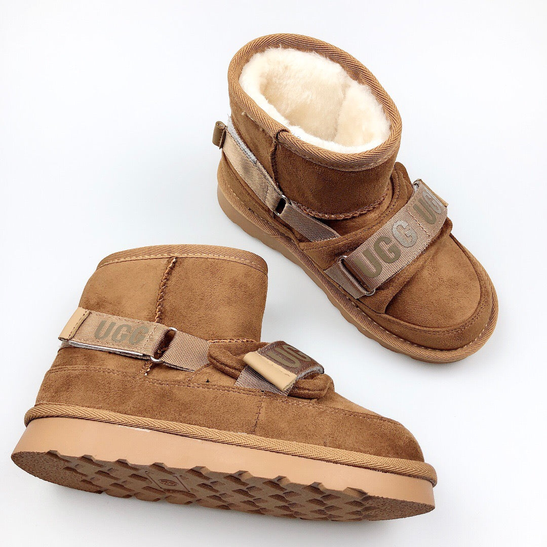 UGG