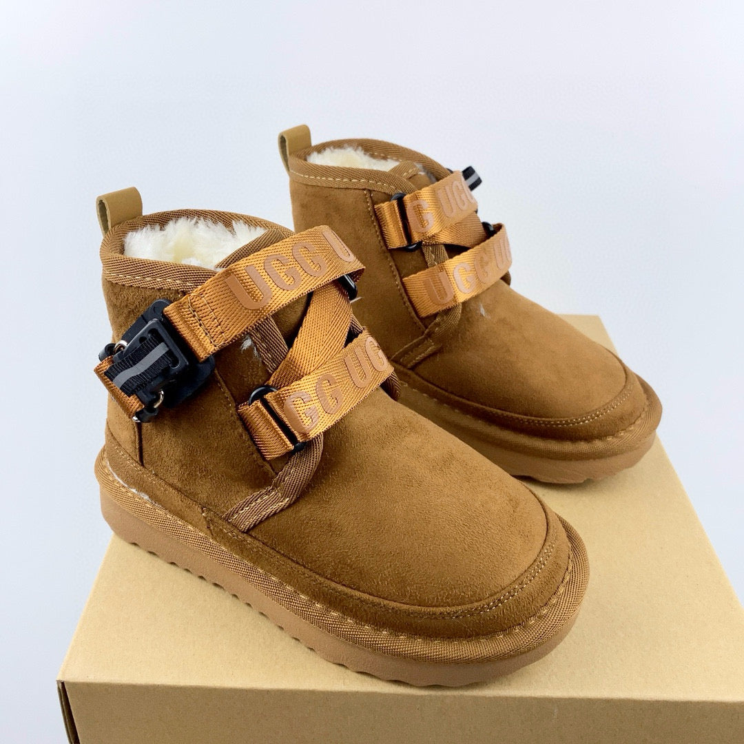 UGG