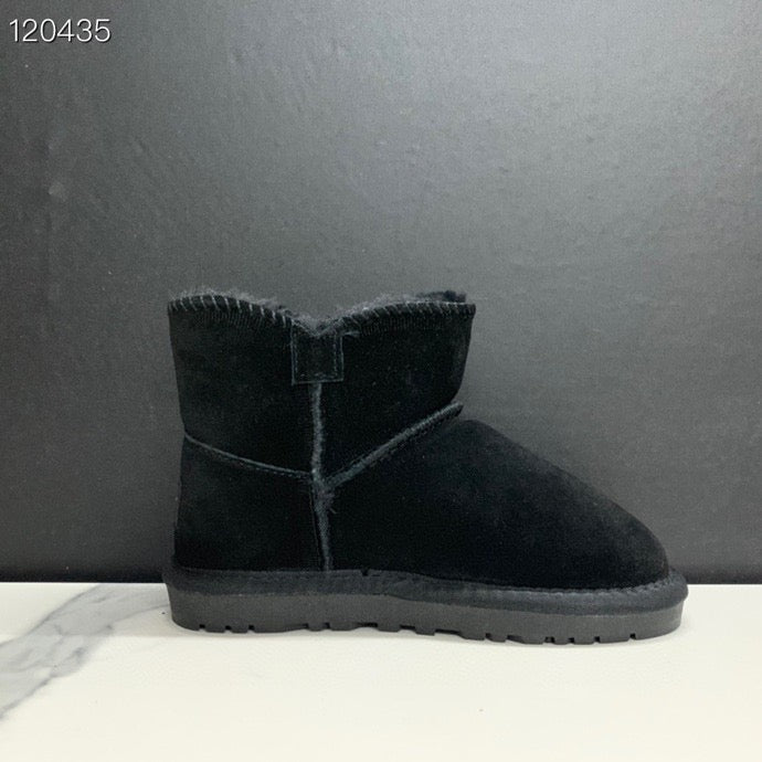 UGG