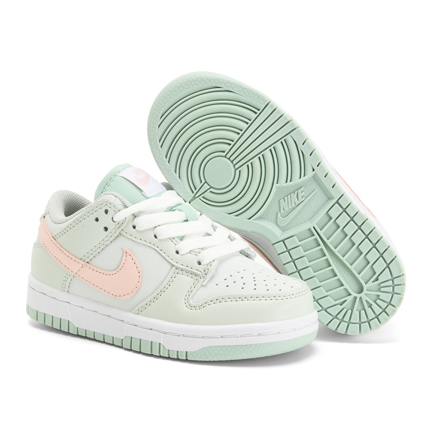 Nike SB Dunk Low Pro