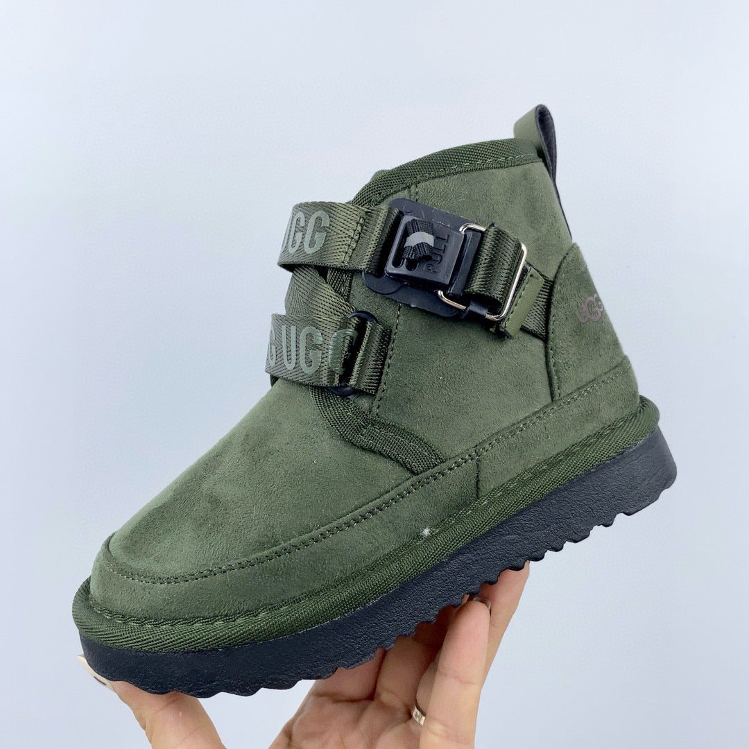 UGG