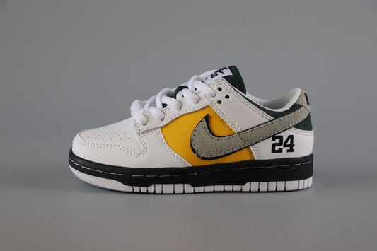 NIKE SB Dunk Low Pro