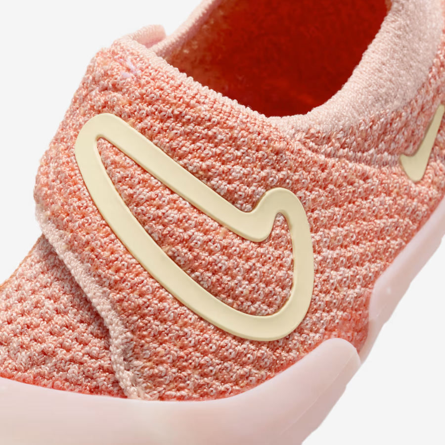 NIKE SB Dunk Low Pro