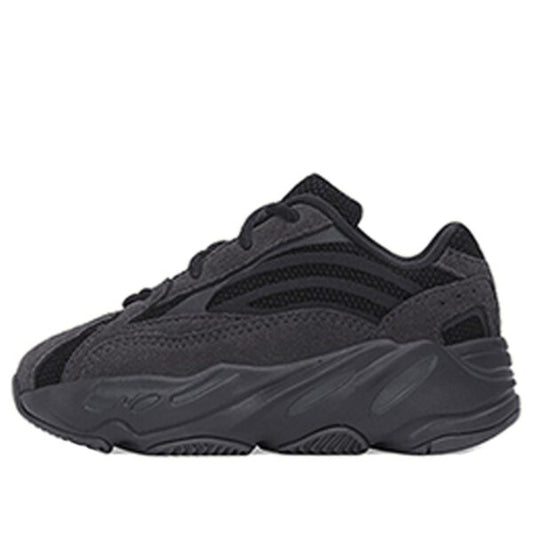 ADIDAS BOOST 700