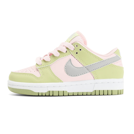 Nike SB Dunk Low Pro