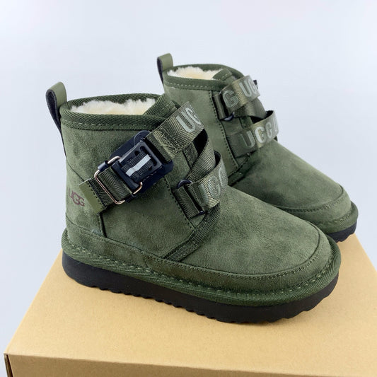 UGG