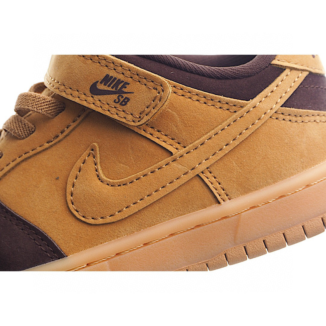 حذاء NIKE SB Dunk منخفض بمشبك واحد