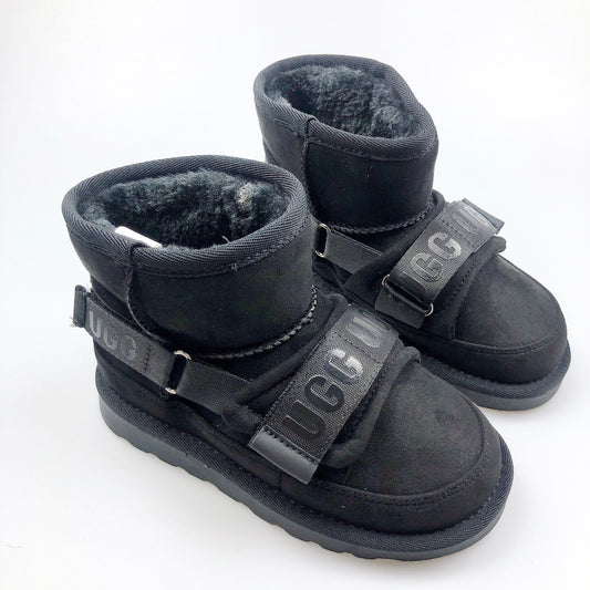 UGG