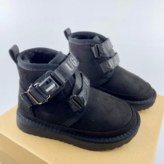 UGG