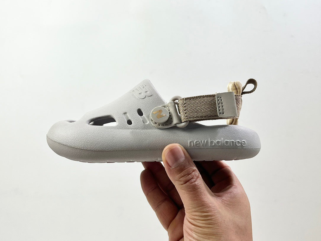 Sandalias New Balance