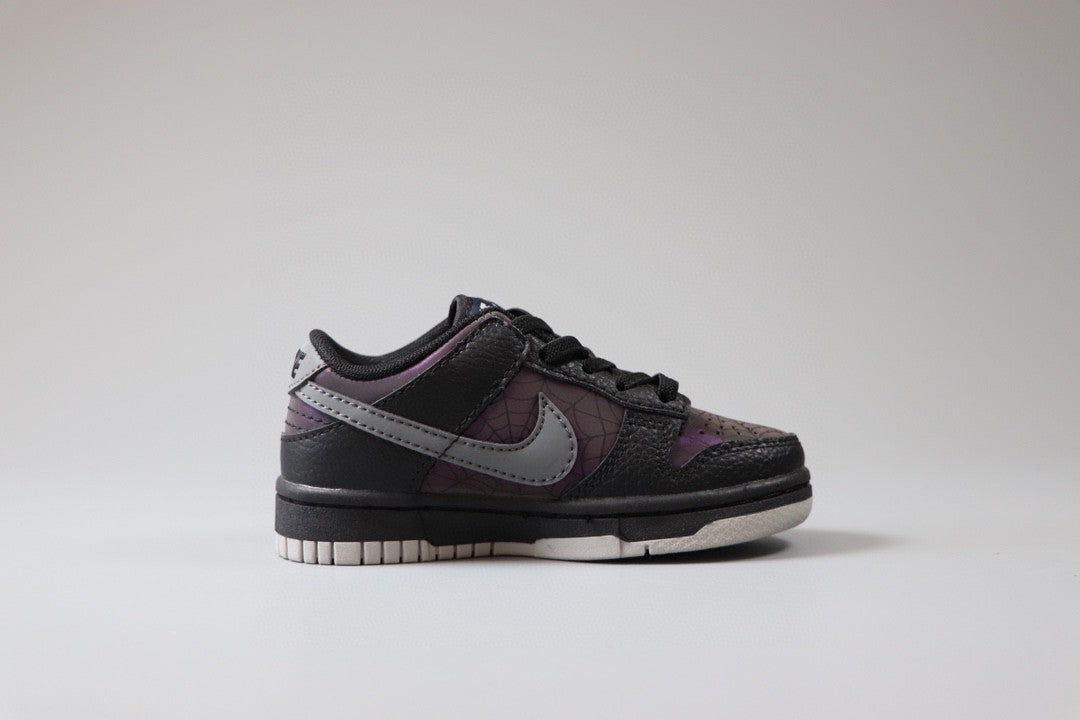 NIKE SB Dunk Low Pro