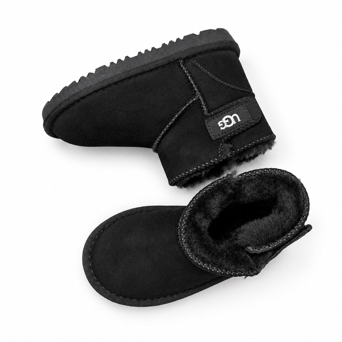 מגפי UGG Mini Strap לילדים שחור - מבט מלמעלה